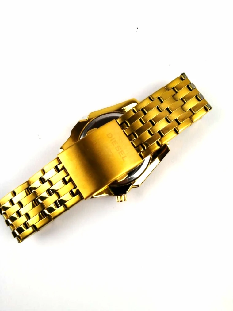ساعة ديزل Diesel معدن